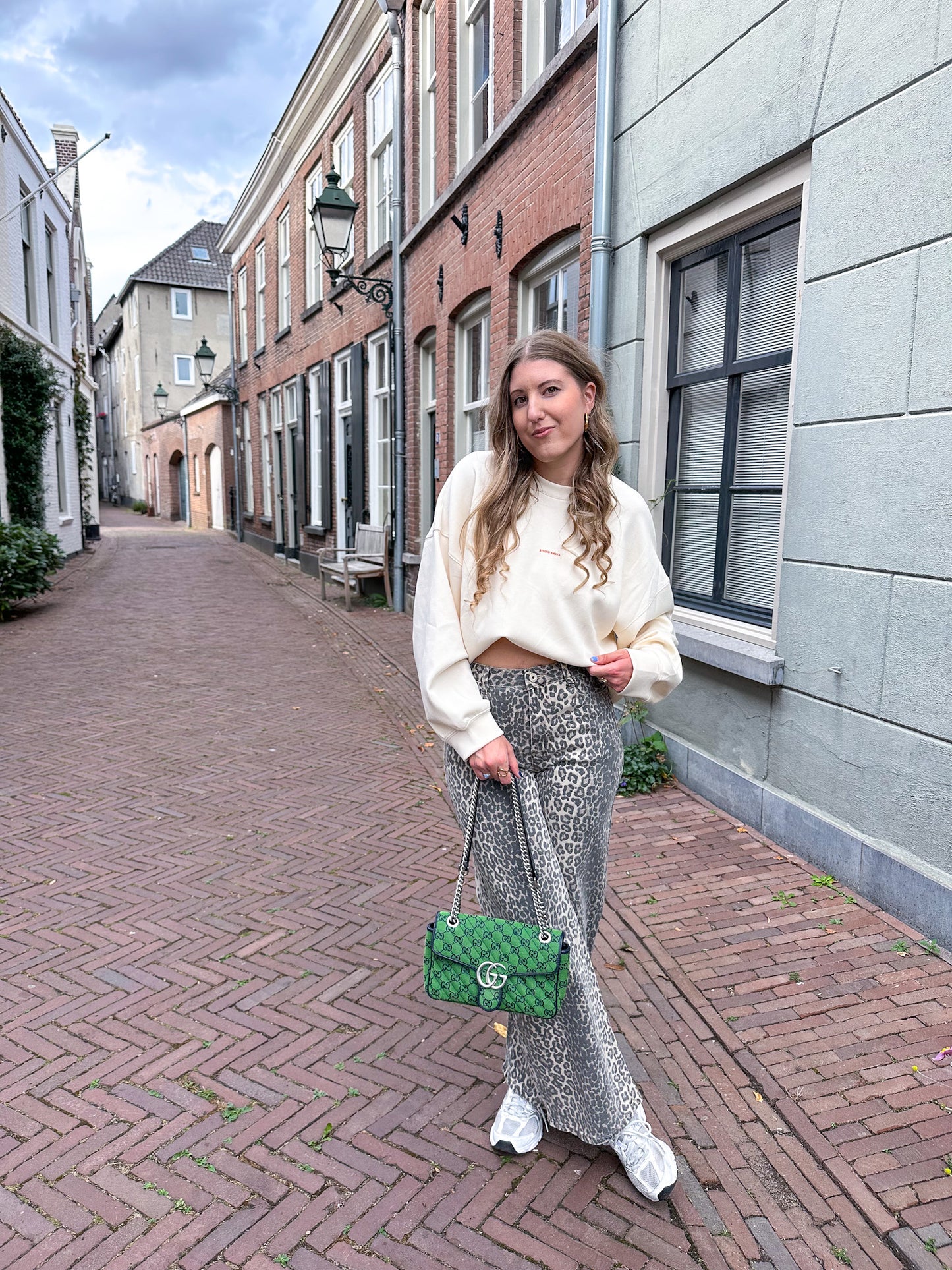 Studio Amaya Betsie sweater