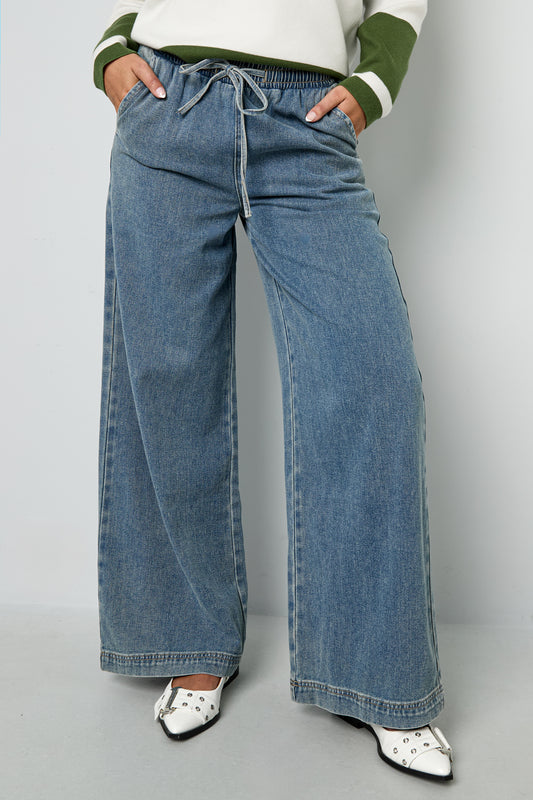 Leuntje jeans met strik blauw