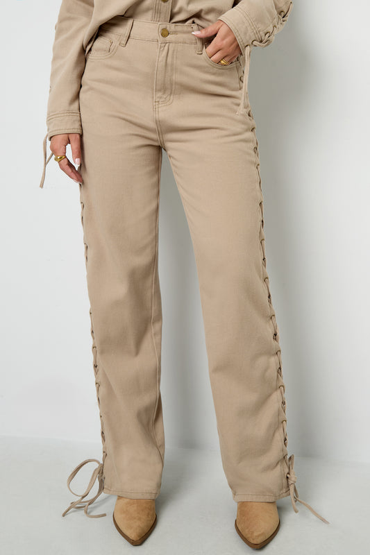 Jessica jeans met veter beige