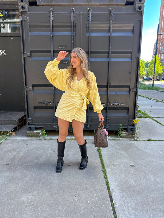 Bright stripe dress geel