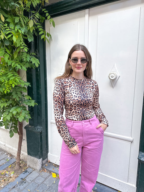 Studio Amaya Yara top leopard