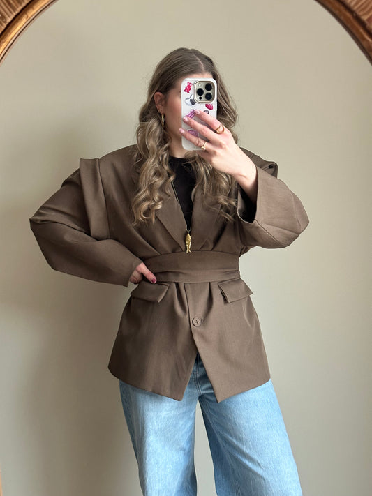 Isabella blazer met ceintuur bruin