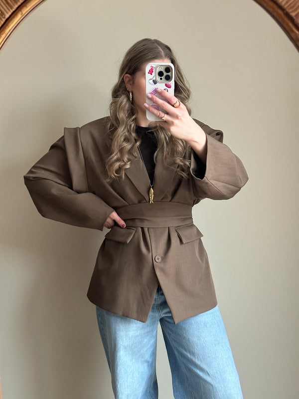 Isabella blazer met ceintuur bruin