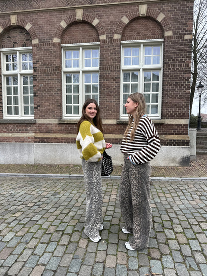 Leopard straight jeans