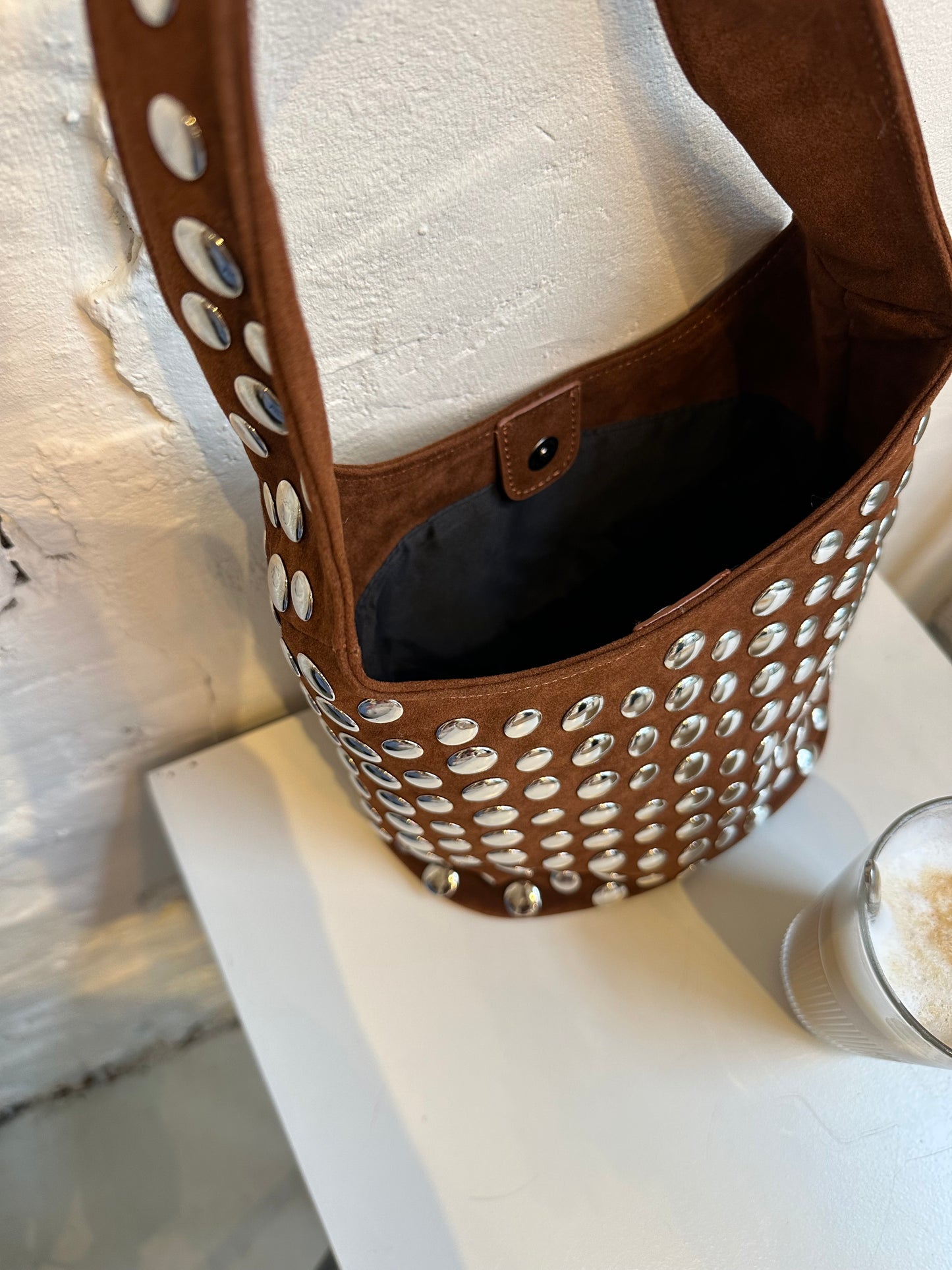 Roos tas studs suede