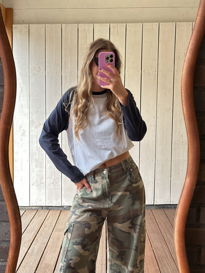Juul two toned baseball longsleeve navy grey
