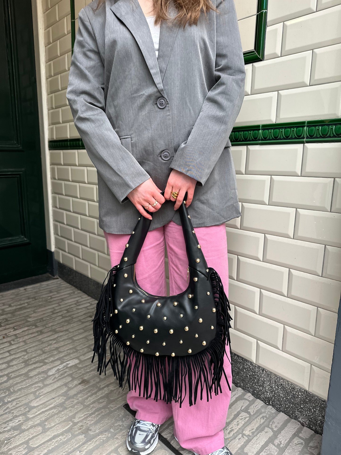 Luna schoudertas met franjes en studs