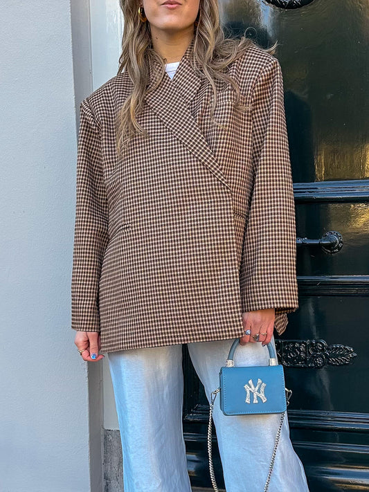 Boxy oversized blazer checkered bruin