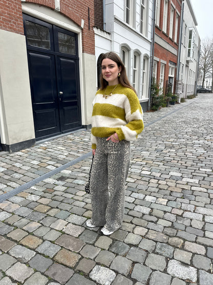 Laura gestreepte trui matcha latte