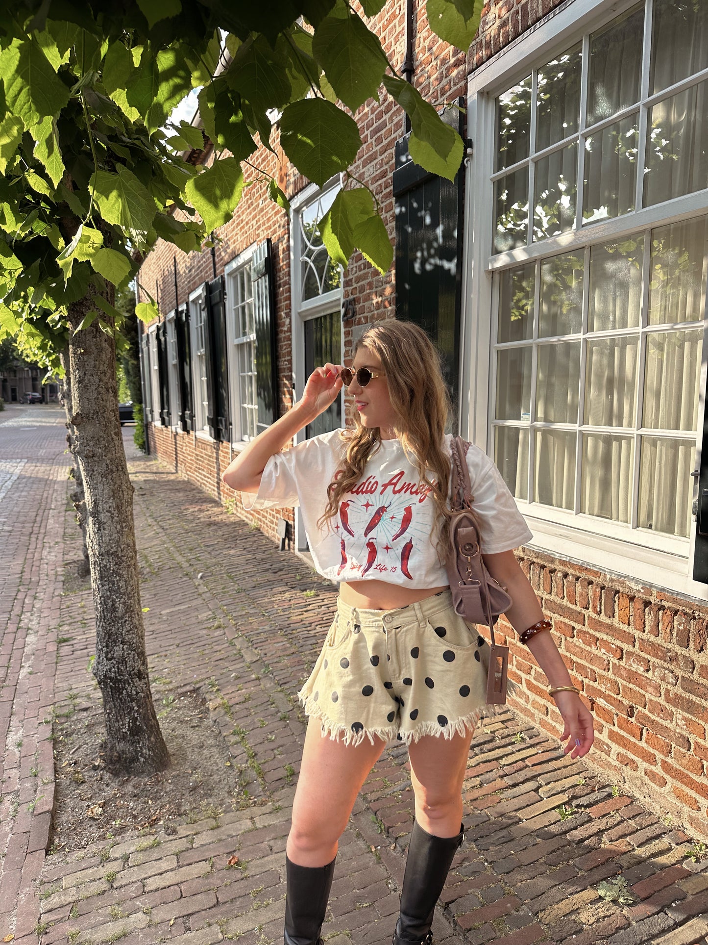 Guusje denim shorts polkadot gerafeld beige