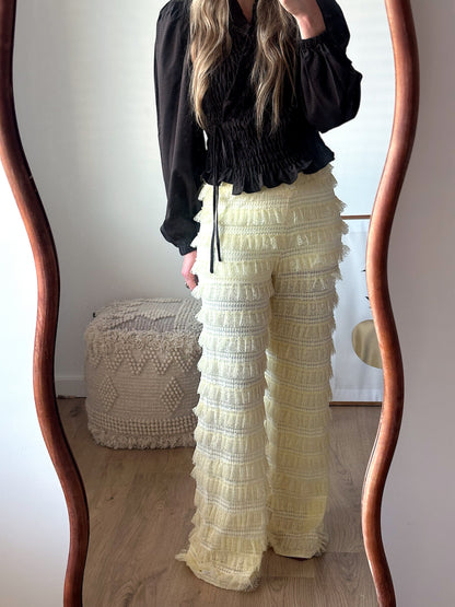 Harper & Yve LO ruffle pants almond oil