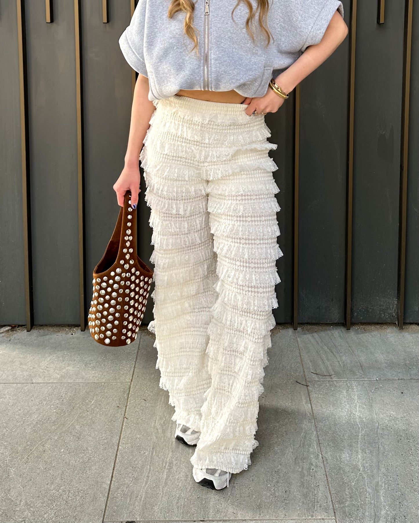 ruffle pants met kant van Harper & Yve