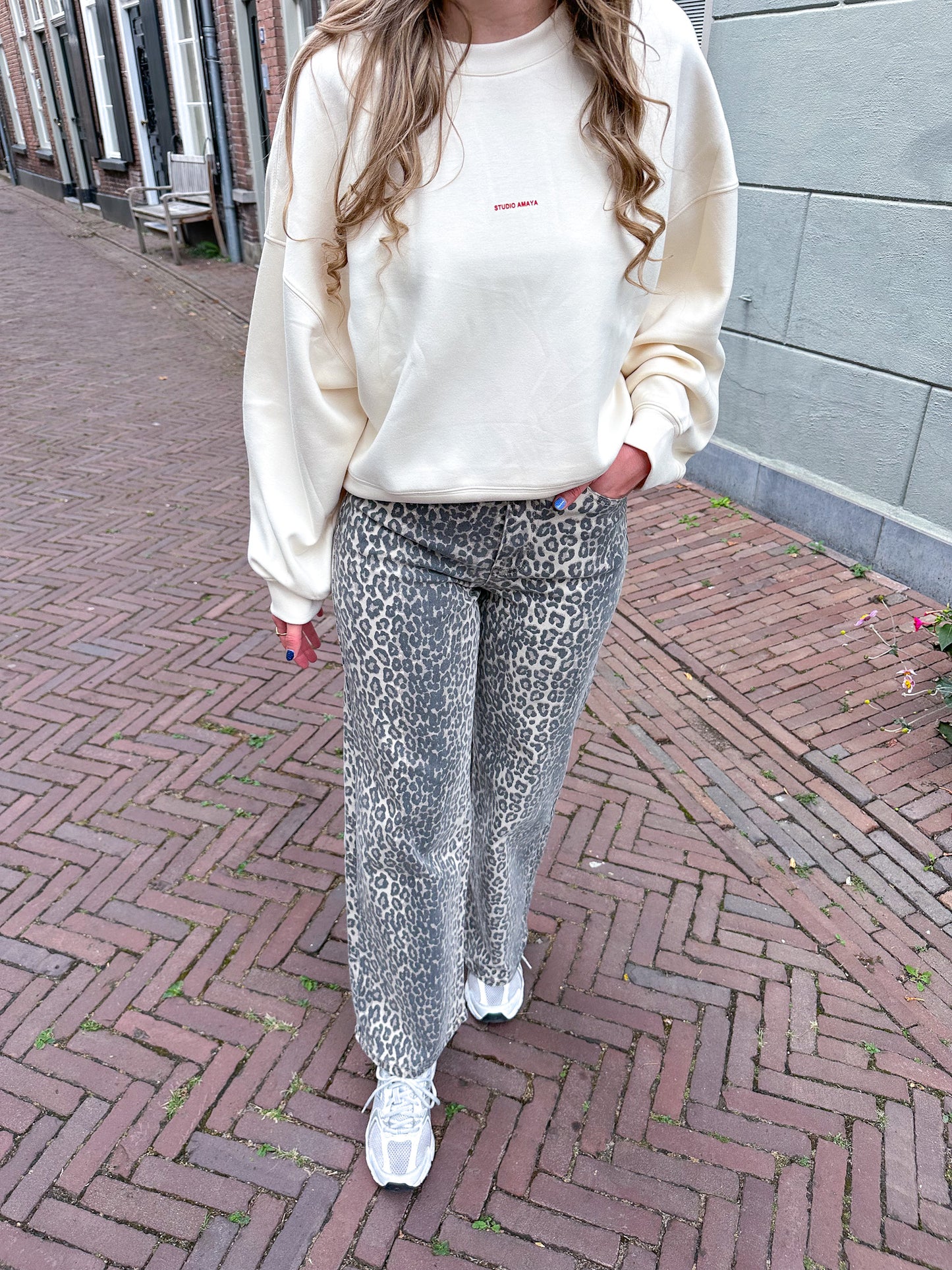Studio Amaya Betsie sweater