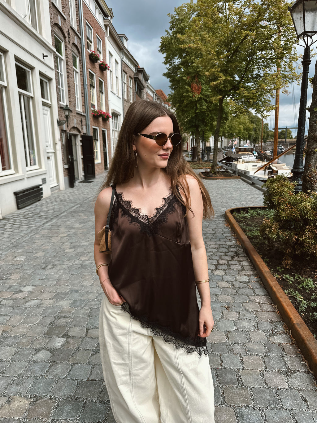Imme lace top brown asymmetrisch