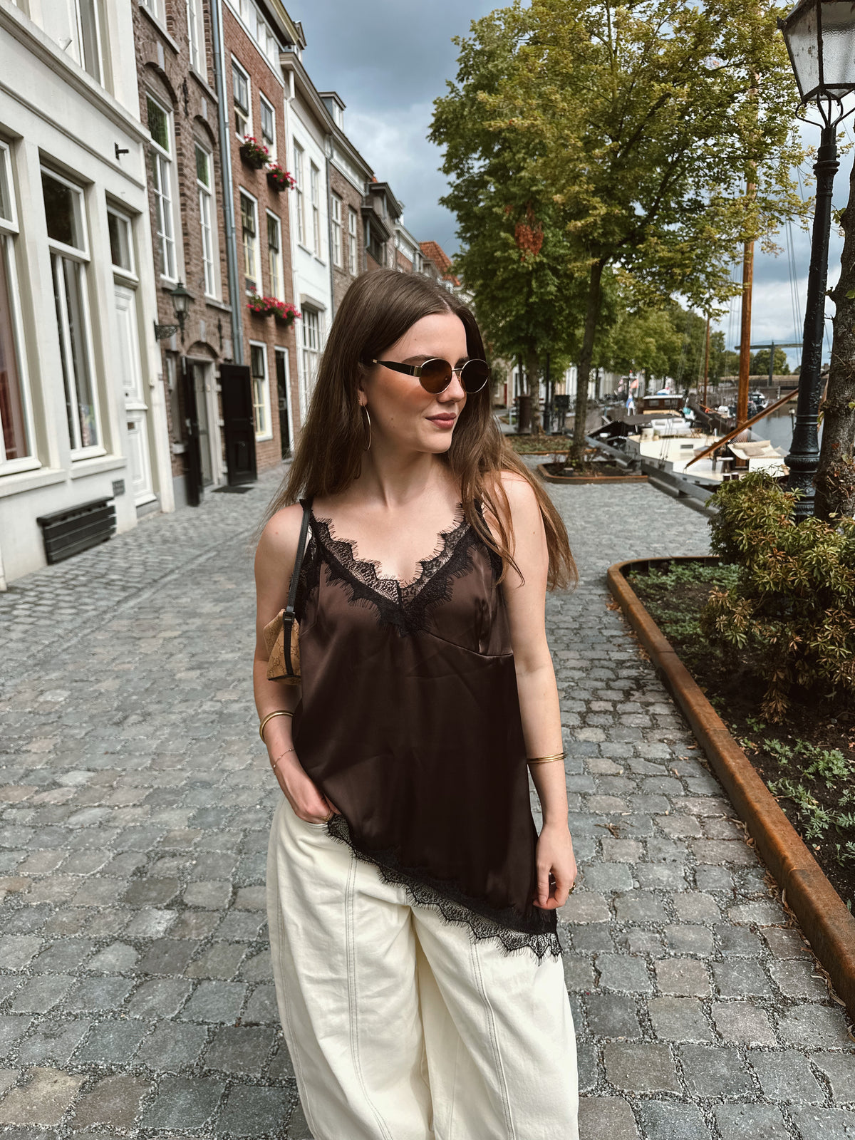Imme lace top brown asymmetrisch