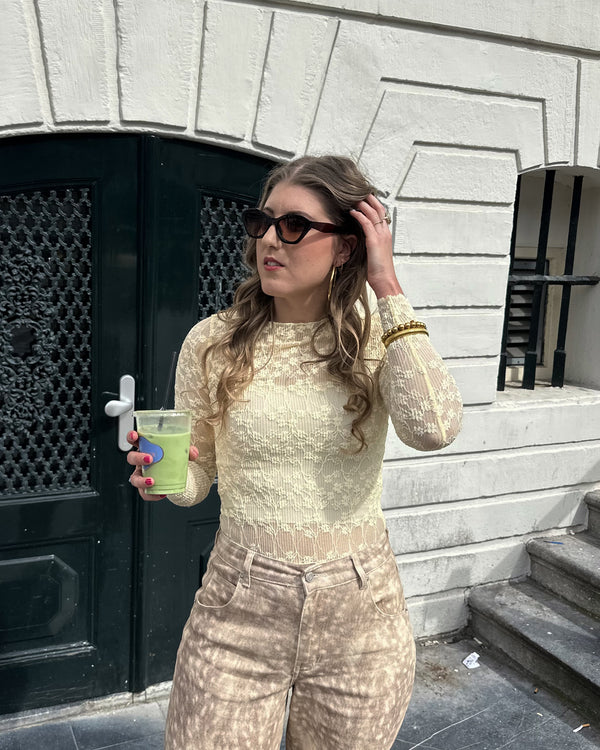 Lace top yellow