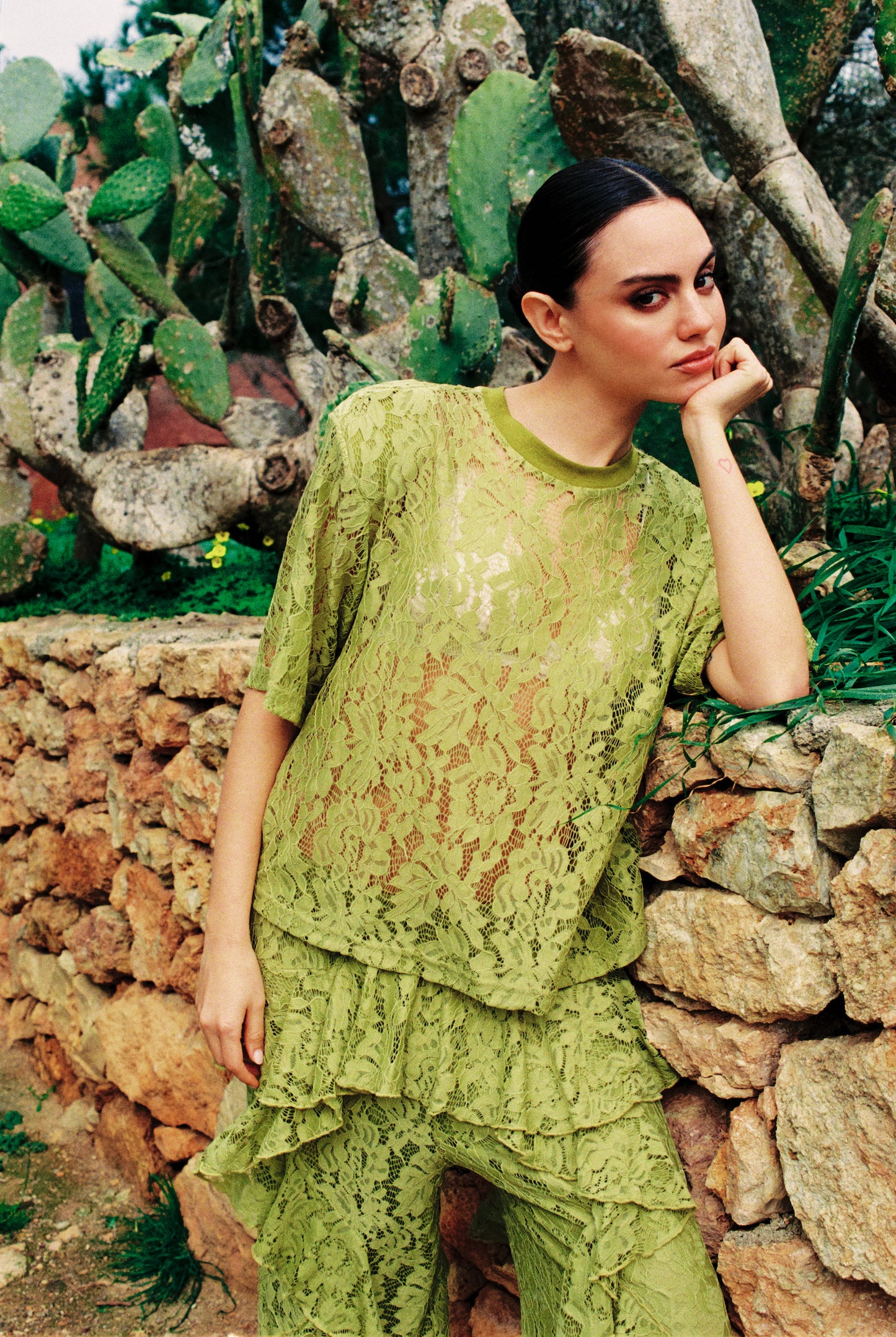 Refined Department ANGIE t-shirt gebloemd army green