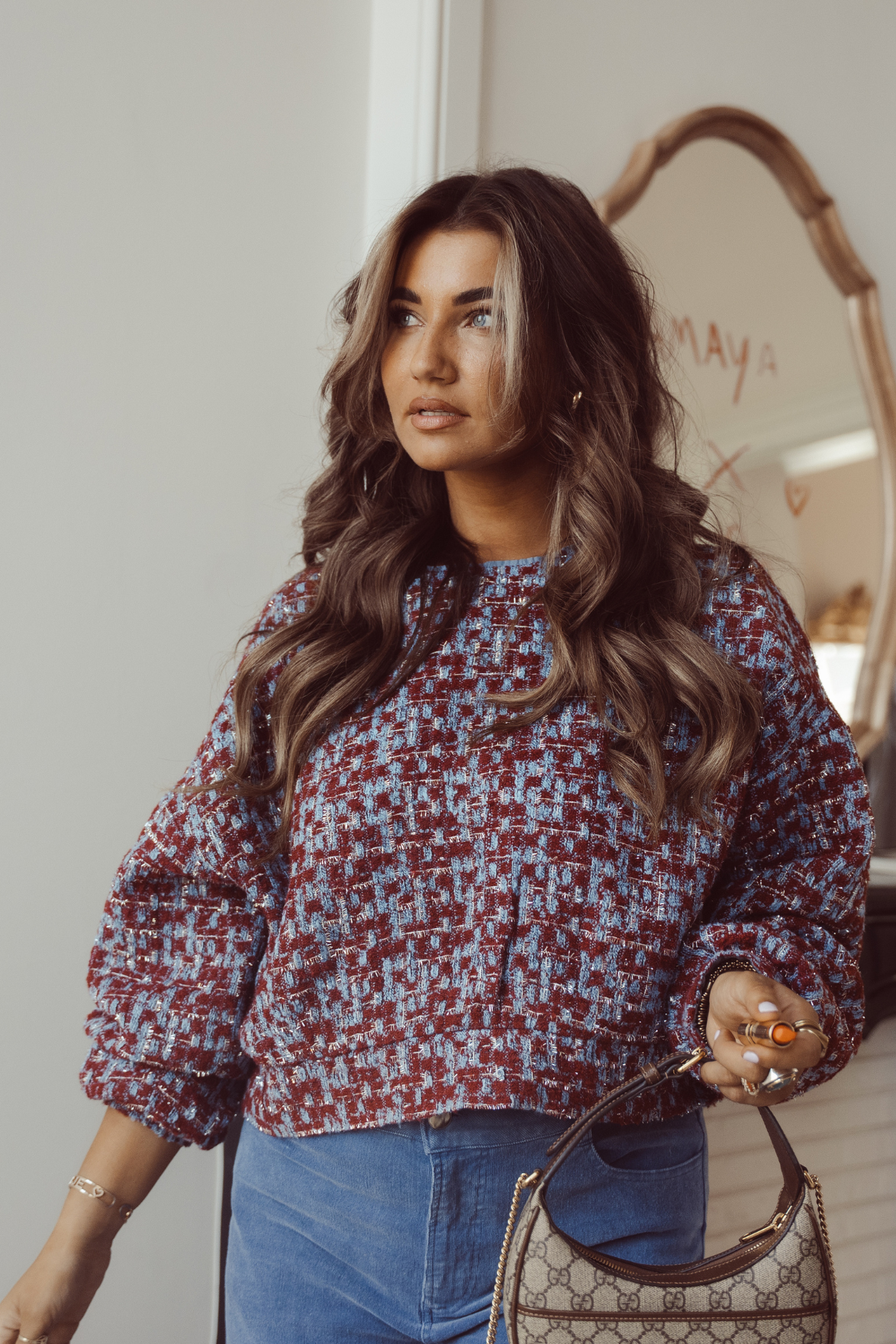 Studio Amaya My Person sweater red