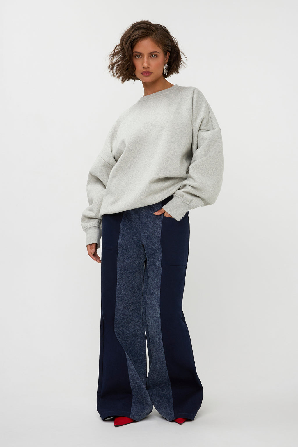 Studio Amaya Matcha sweater grey