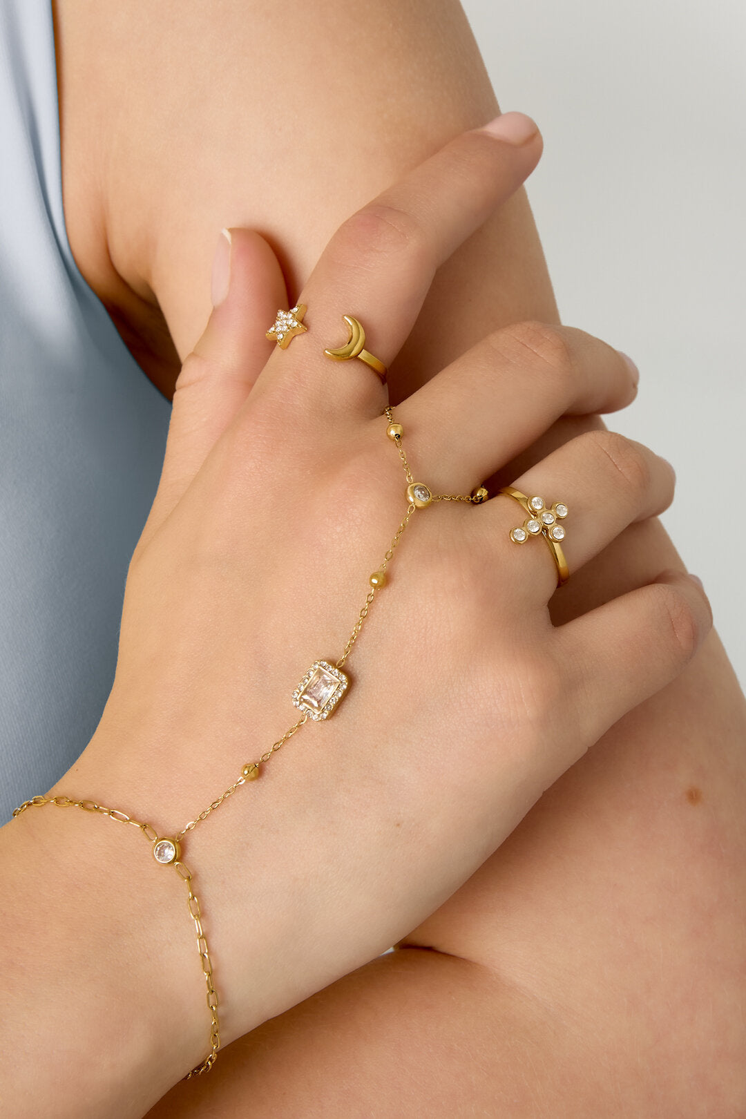 Begin again handchain armband met steentje